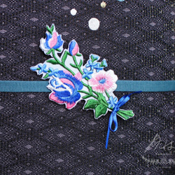 花咲く刺繍ブローチ「ブルーブーケ」Ａ 3枚目の画像