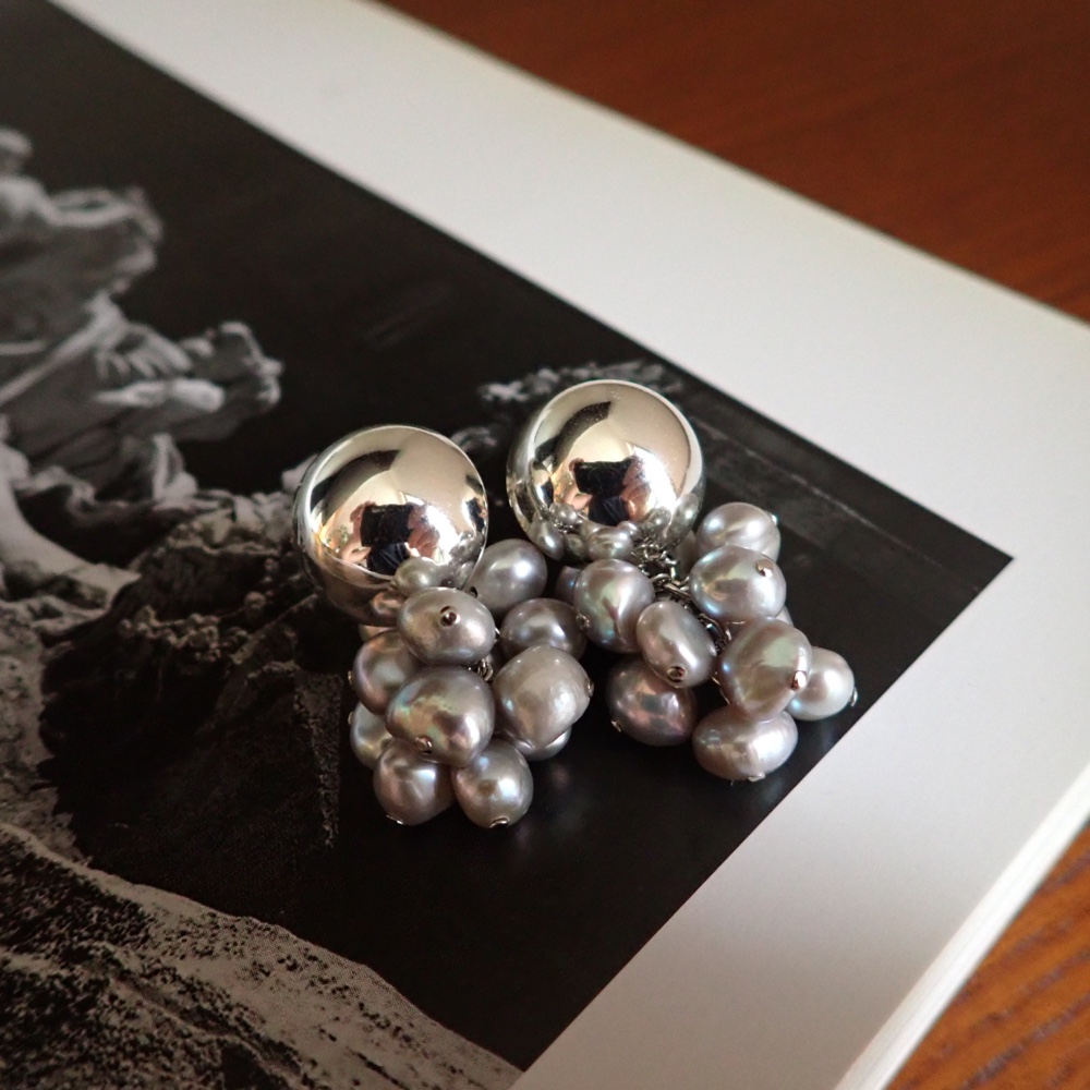 Jingle Earring extraーWhite Perl × GD E28