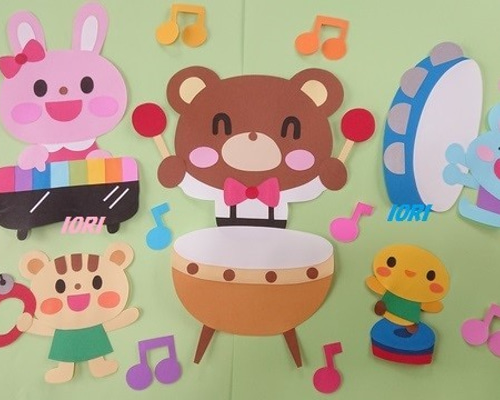 りん 壁面飾り 「音楽発表会①」大きく飾れます 秋🍂森の音楽会♫壁面飾り 新作の秋の壁面飾りです♡ 色とりどり