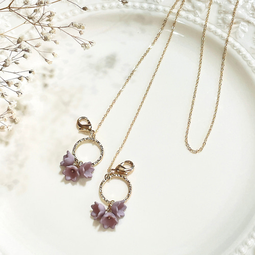 ♪607❤️ 鈴蘭　スズラン　パール　ガラスビーズ　マスクチェーン　メガネチェーン ♪607❤️ 鈴蘭 スズラン パール ガラスビーズ マスクチェーン