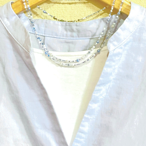 2連ネックレスにもなるビーズのマスクチェーン&メガネチェーン&ロングネックレス　水色 8枚目の画像
