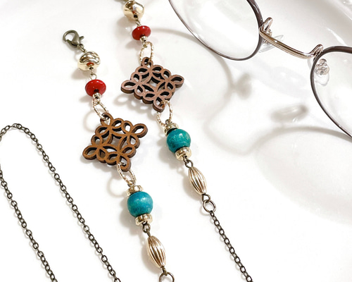 ♪❤️ ビジュー　アンティーク　マスクチェーン　メガネチェーン　ハンドメイド チェコビーズのアンティーク調メガネチェーン グラスコード(マスク