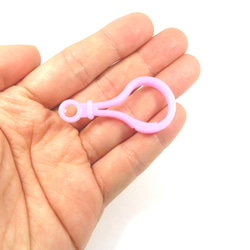 プラスチック製ナスカン キーホルダー[ピンク]   1500円以上で送料無料！ （プラスチック製樹脂　金属アレルギー対応 3枚目の画像