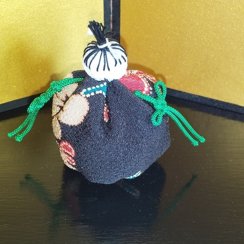 雛人形　豆雛　可愛い 雛人形【染錦 弥生座雛】 セット オブジェ 置物 開運招福 縁起の