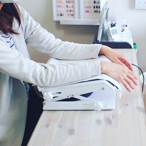 ネイル アームレスト 大理石調 2024年秋】大理石のネイルデザイン集