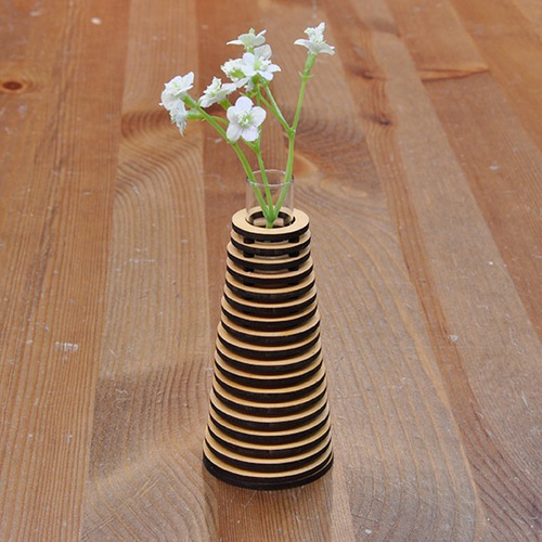 円錐型の花瓶 #01 一輪挿し・花瓶・花器 SATOS（立体作家） 通販