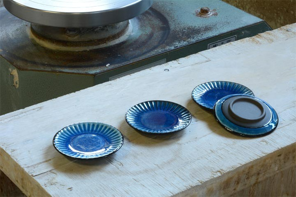 「Creema限定」お買い得 2枚でこの価格 しのぎ彫り 小皿（ブルー）/r1mbl 7枚目の画像