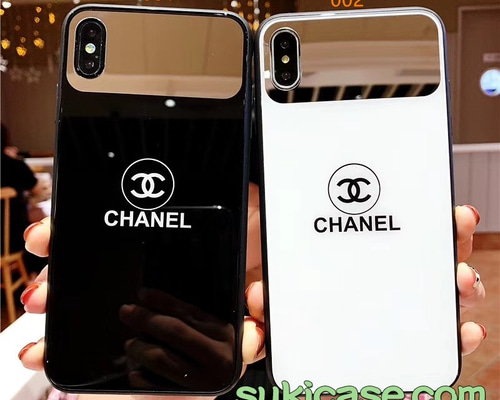 CHANEL - ✨♥GW限定っ❣️極美品っ✨ CHANEL iPhone 8Plusカバー CHANEL - ✨♥2日間限定っ❣️極美品っ✨ CHANEL💕 iPhone 8Plus