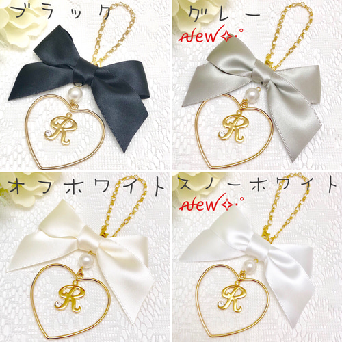 カラーとイニシャルが選べる！オリジナルイニシャルチャーム