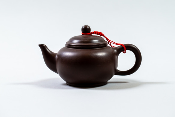 台湾茶 茶器セット 桃とコウモリ柄 茶壺（急須）大と茶杯（湯呑み）2つ　凍頂烏龍茶、ジャスミン茶10g 2枚目の画像