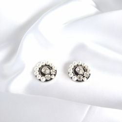 【creema限定】PearlBijouEarrings　スワロフスキー　グルーデコ　パールビジューピアス 3枚目の画像