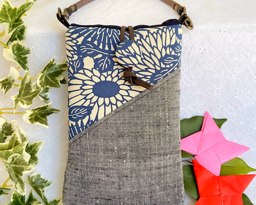 着物リメイク・塩瀬の帯のスマホポーチ・塩瀬×紬 ポーチ