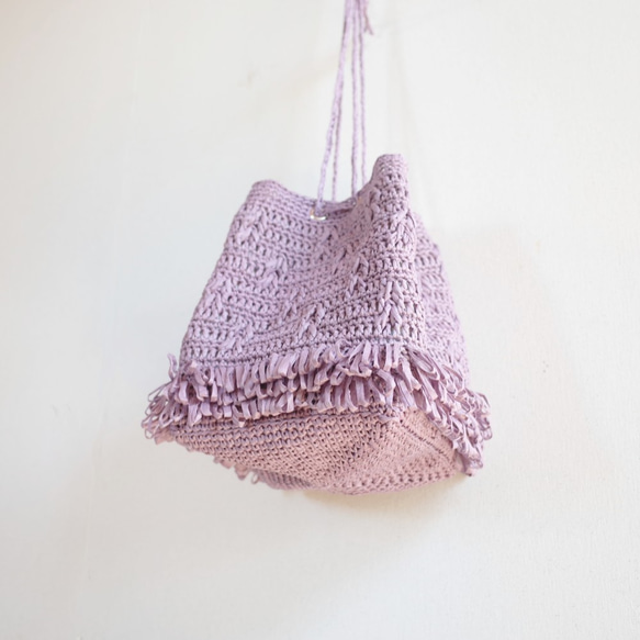 【内ポケット付】手編み 裾フリンジ マニラヘンプのスクエア巾着バッグ 10枚目の画像