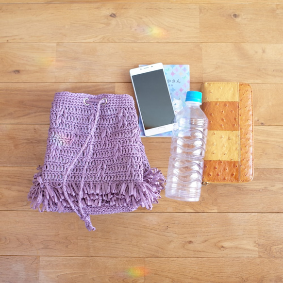 【内ポケット付】手編み 裾フリンジ マニラヘンプのスクエア巾着バッグ 13枚目の画像