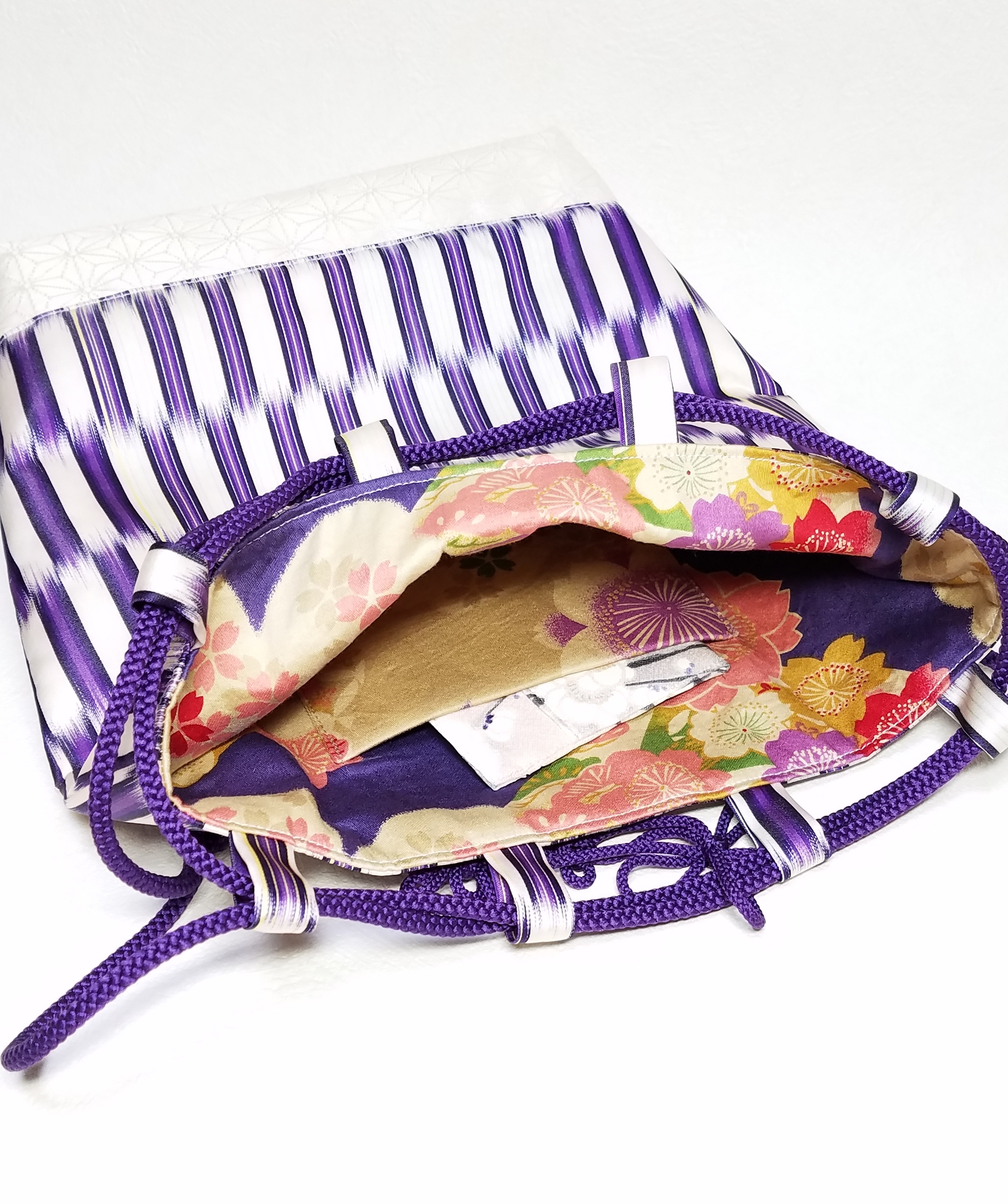 正絹着物生地  大容量  信玄袋    御朱印帳巾着袋  巾着ショルダーバッグ