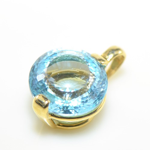 K18 ブルートパーズ 神話カット ペンダントトップ BY033