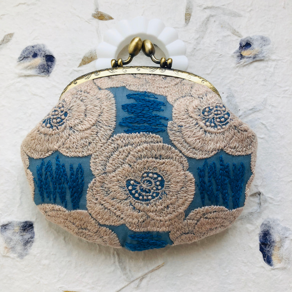 ミナペルホネンハンドメイド　がま口ポーチ　maki ミナペルホネン、ハンドメイド、 がま口ポーチpomppia - メルカリ
