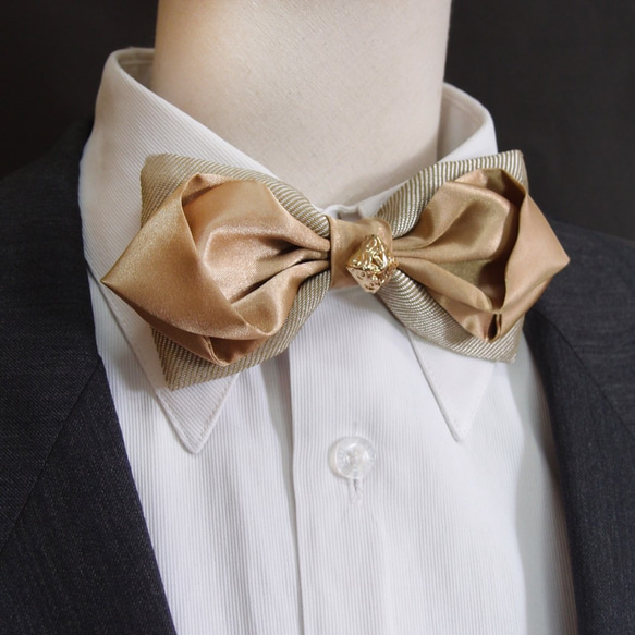 典雅金色領結 bow tie 第2張的照片