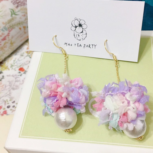 ♠ MAD TEA PARTY ♥ 春日限定 棉花珍珠手工混紗耳環 獨角獸色系 第2張的照片