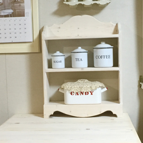 イマン　木製　ホワイトカップボード　壁掛けディスプレイシェルフ　未使用 シェルフ64w/調味料立て/ミニカップボード/化粧品立て(受注製品