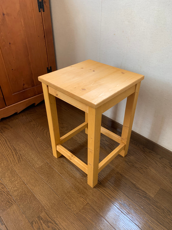 チェアー/ナイトテーブル/花台/サイドテーブル 椅子（チェアー