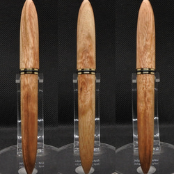 木軸万年筆 ◆ 紅楠（クスノキ） ◆ バランス型 ◆ 太軸 ◆ Camphor Laurel 2枚目の画像