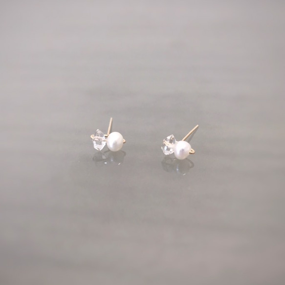 【14KGF】NY産ハーキマーダイヤモンド×淡水パールのミニピアス2way-3色あり 1枚目の画像