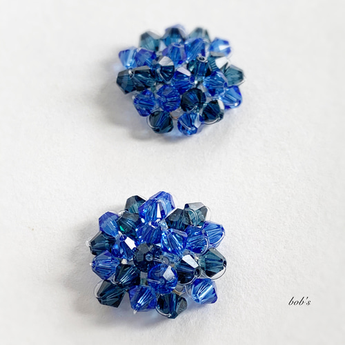 スワロフスキークリスタルフラワー手編みpierce/earring*バイカラー 