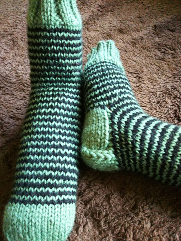手編み靴下(メリノウール入り） 4枚目の画像