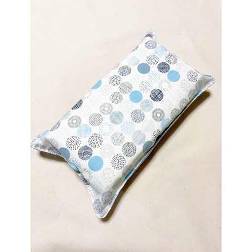 少なくなったらコンパクトにできる！ ソフトパック用ティッシュカバー