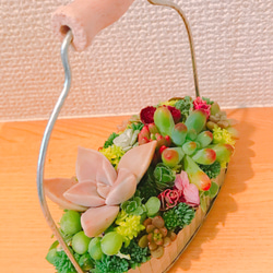 *送料無料* 多肉 多肉植物 寄せ植え 持ち手つきブリキ缶 2枚目の画像