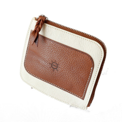 ミニ財布 「ポケットバース」 本革100％ L字ファスナー メンズ レディース兼用 アイボリー×ブラウン 2枚目の画像