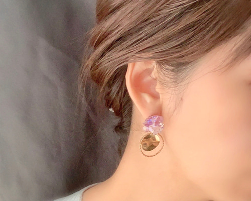 【1130】かち割り氷のピアス／イヤリング 色が変わる氷イヤリング/ピアス ٭❀* 角度で色と光が煌めく