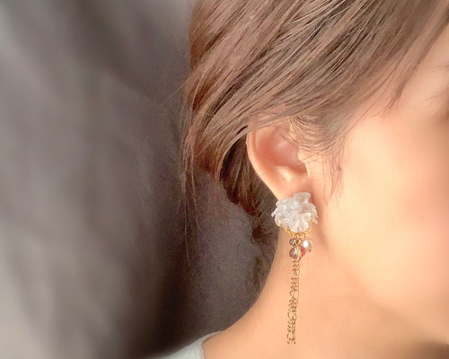 高評価アイテム 立体花のロングタッセル イヤリング/ピアス٭❀* 大人綺麗で ピアス