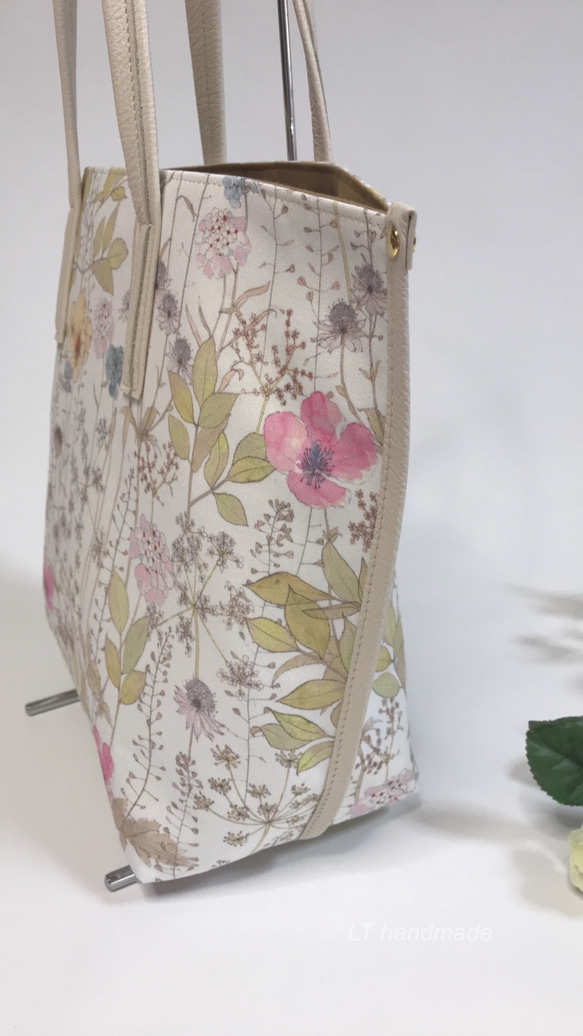 リバティプリント　イルマ〈Irma帆布 優しいお花no世界　ピンク系〉　おとなトートバッグ 3枚目の画像