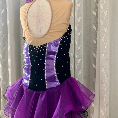 フィギュアスケート 衣装 コスチューム 145〜155㎝ 紫 黒 その他
