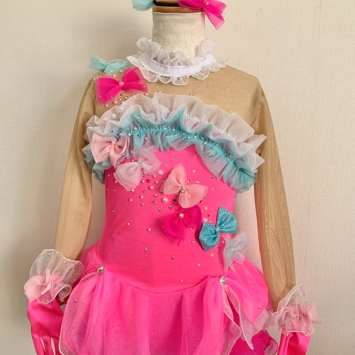 【まっちゃんさん専用】フィギュアスケート　衣装　※シュシュ付 fit=scale-down,w=1200
