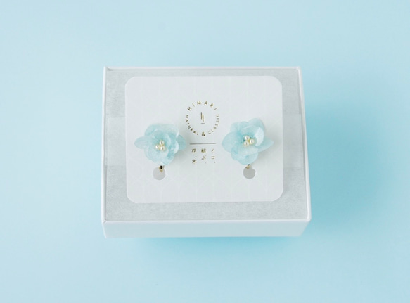 季節性限量銷售至 6/18 ◎ Hana Megumi / 繡球花耳環（冰藍色）✳︎ 定做✳︎ 第3張的照片