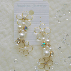 【Creema限定クリスマス2021*＊】Flower long pearl earring 3枚目の画像