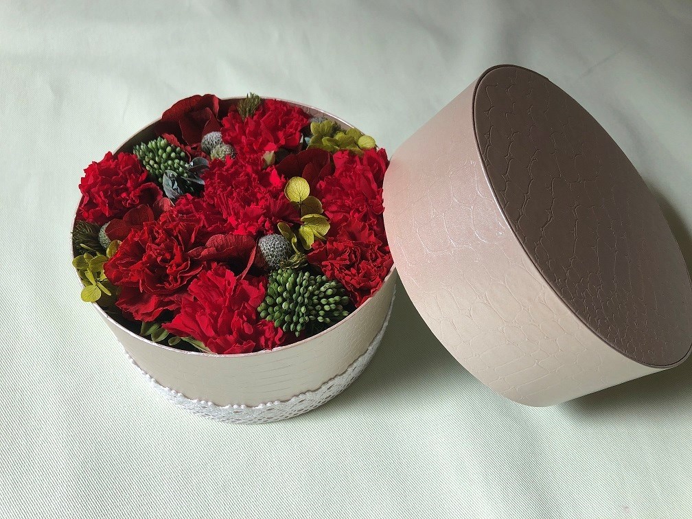 母の日ギフト★赤いカーネーションのプリザーブドボックスフラワーアレンジメント