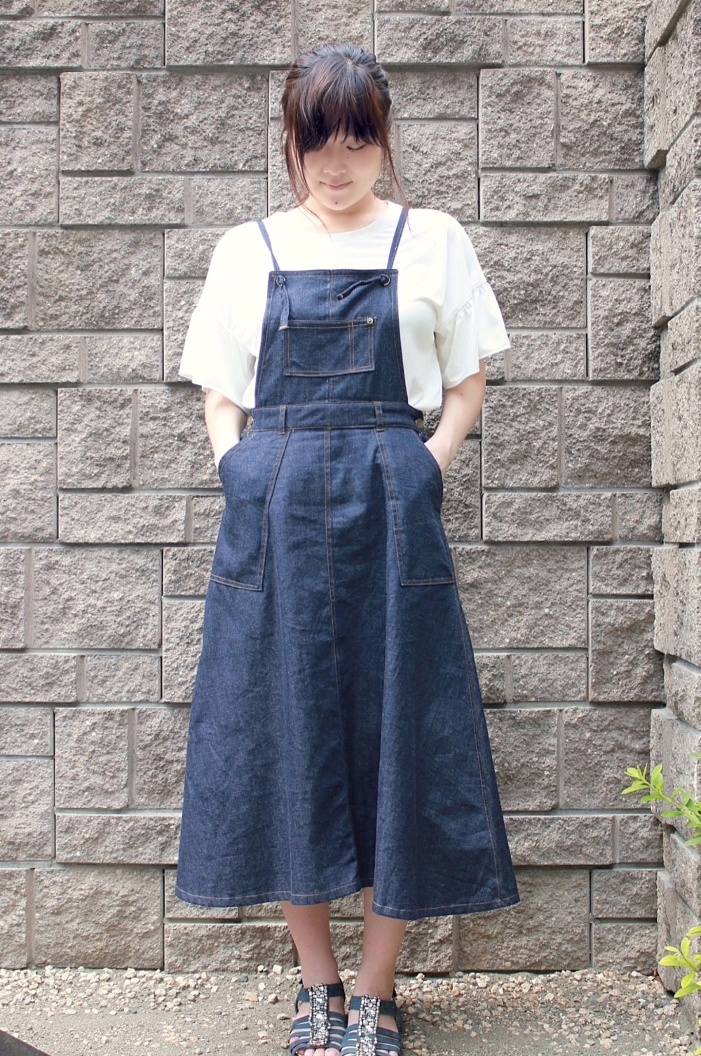 岡山デニムのサロペットフレアスカート