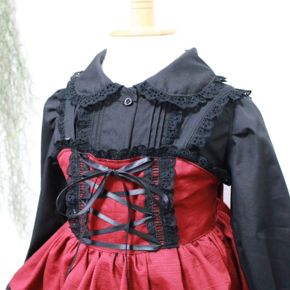 酒紅色連衣裙+黑色襯衫*套裝 第5張的照片