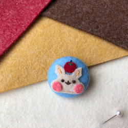 フェルトくるみボタン ニワトリさんほっぺぷっくり ボタン せんたく