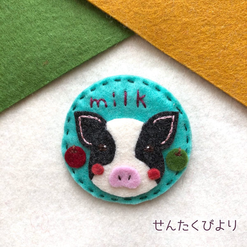 似顔絵フェルトバッジ お名前入れます。 名前シール せんたくびより