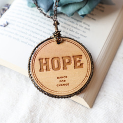 Present & Hope Pendant / Necklace 2枚目の画像