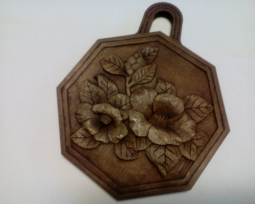 鍋敷き　ハンドメイド　木彫 木彫りの鍋敷(ばらふたつ) - YUYOMAKE0120'S GALLERY | minne