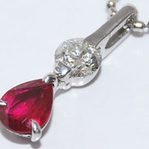 Pt/プラチナ ペアシェイプカット ルビー-0.313ct&ダイヤモンド 