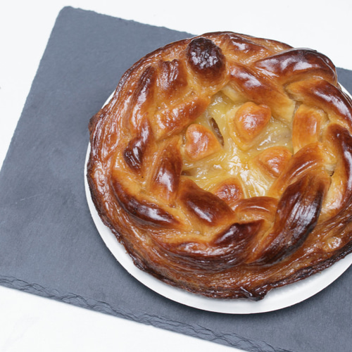 パイ専門店 」手作りアップルパイ みつあみ 約18cm（シナモン不使用