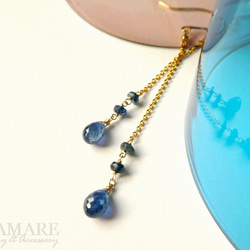 伝統的な青い宝石 ブルーサファイア ドロップ ボタンカット ロングピアス 3枚目の画像