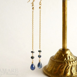 伝統的な青い宝石 ブルーサファイア ドロップ ボタンカット ロングピアス 5枚目の画像